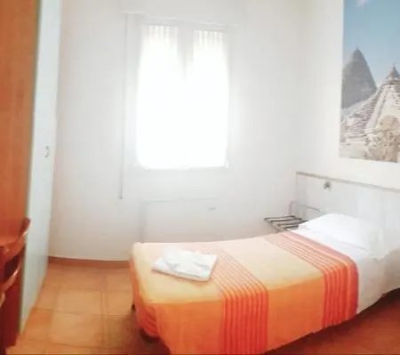 Acampora Hotel 2*
